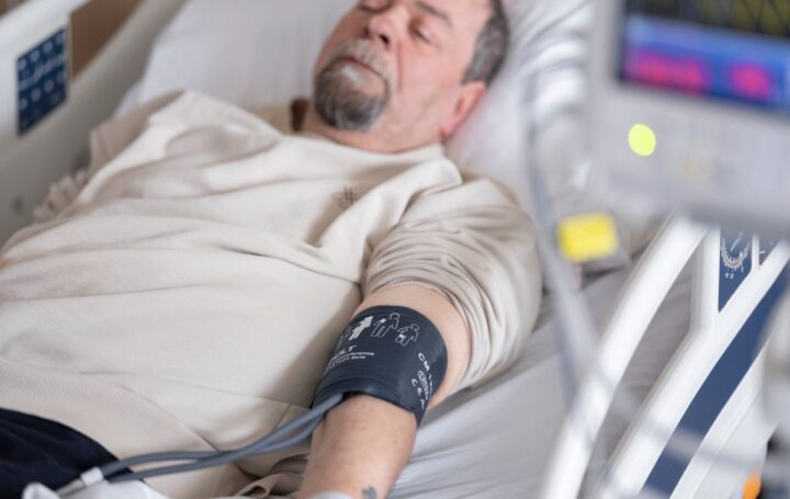 Prostat Ameliyatı Sonrası Sonda: Ne Kadar Kalır, Nasıl Bakılır?